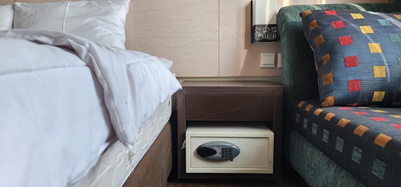 Apartemen Solo Paragon By Cariapartemen-Id Bonorejo Zewnętrze zdjęcie